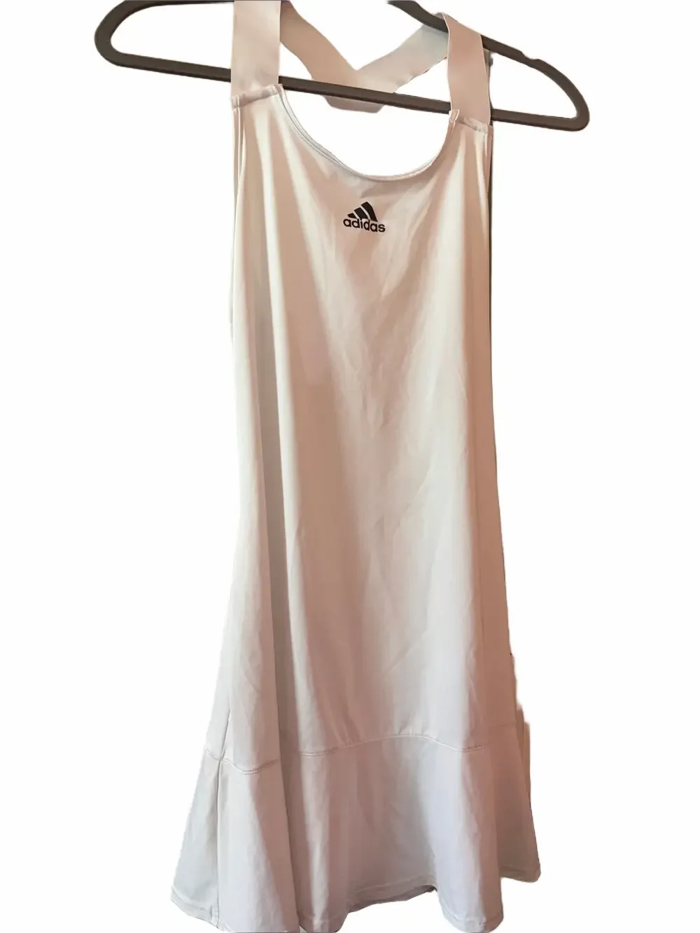 Adidas women’s Tennis dress  white with black logo , racerback dress. Size large